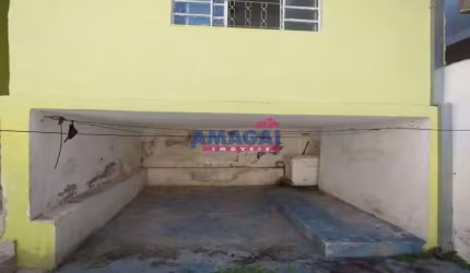 Casa com 1 quarto à venda no Jardim Nova Esperança, Jacareí  por R$ 170.000