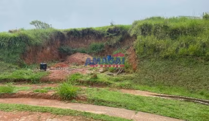 Terreno em condomínio fechado à venda em Vargem Grande, São José dos Campos  por R$ 300.000