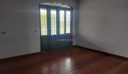 Casa com 5 quartos para alugar na Cidade Salvador, Jacareí  por R$ 4.400