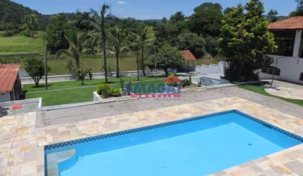 Chácara / sítio com 5 quartos à venda em Itapema, Guararema  por R$ 3.700.000