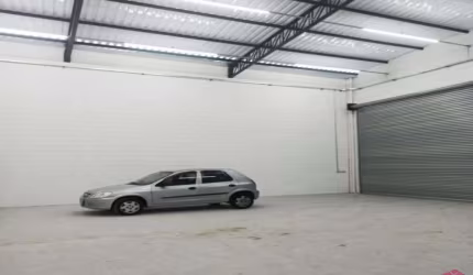 Barracão / Galpão / Depósito à venda no Centro, Jacareí  por R$ 1.100.000