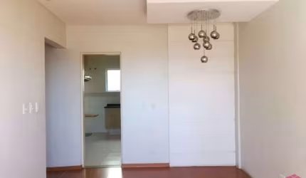 Apartamento com 3 quartos à venda no Centro, Jacareí  por R$ 420.000