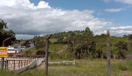Terreno à venda no Veraneio Irajá, Jacareí  por R$ 180.000