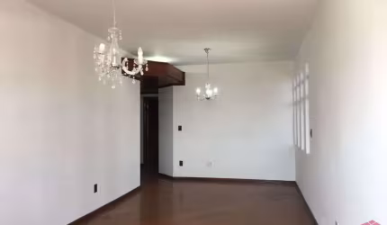 Apartamento com 3 quartos à venda no Centro, Jacareí  por R$ 650.000