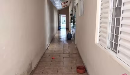 Casa com 3 quartos à venda no Jardim do Portal, Jacareí  por R$ 240.000
