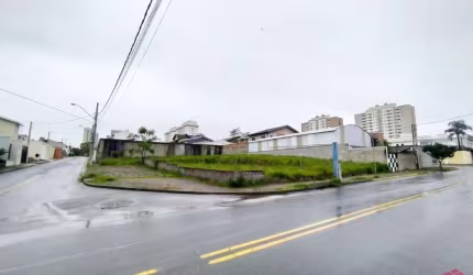 Terreno comercial para alugar no Loteamento Villa Branca, Jacareí  por R$ 1.800