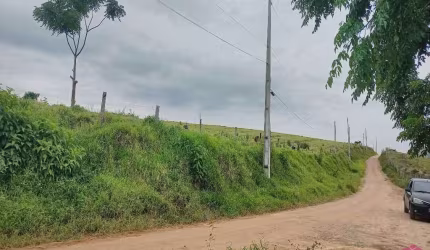 Terreno à venda no Parateí do Meio, Jacareí 