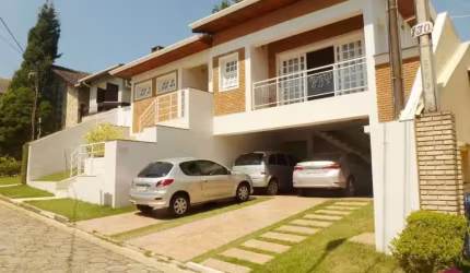 Casa em condomínio fechado com 3 quartos à venda no Jardim Coleginho, Jacareí  por R$ 1.200.000