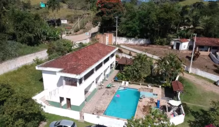Chácara / sítio com 6 quartos à venda no Botujuru, Mogi das Cruzes  por R$ 3.000.000