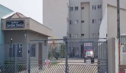 Apartamento com 3 quartos à venda no Jardim Emília, Jacareí  por R$ 330.000