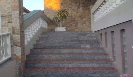 Casa com 2 quartos à venda no Jardim Altos de Santana I, Jacareí  por R$ 530.000