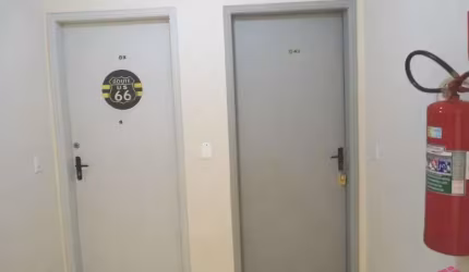 Apartamento com 2 quartos à venda no Centro, Jacareí  por R$ 240.000