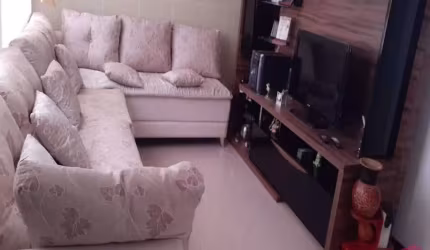 Casa em condomínio fechado com 2 quartos à venda no Jardim do Portal, Jacareí  por R$ 260.000