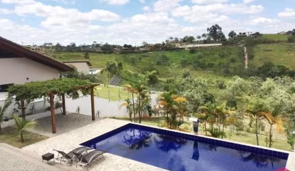 Casa em condomínio fechado com 5 quartos à venda no Loteamento Residencial Parque Lago Dourado, Jacareí  por R$ 2.500.000