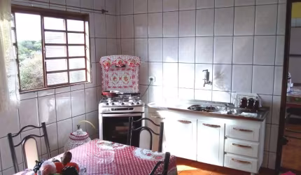 Casa com 3 quartos à venda no Jardim Primavera, Jacareí  por R$ 345.000