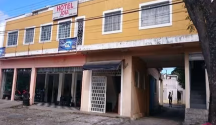 Sala comercial à venda no Jardim Nova Esperança, Jacareí  por R$ 1.600.000
