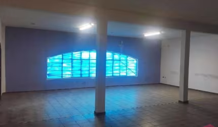 Barracão / Galpão / Depósito à venda no Jardim Santa Maria, Jacareí  por R$ 2.500.000