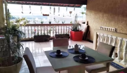 Casa com 4 quartos à venda na Vila Nova Aliança, Jacareí 