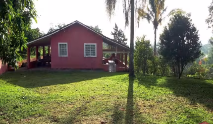 Chácara / sítio com 2 quartos à venda na Zona Rural, Santa Branca  por R$ 500.000