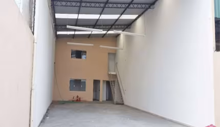 Barracão / Galpão / Depósito à venda no Residencial Parque dos Sinos, Jacareí  por R$ 780.000