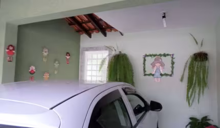 Casa com 3 quartos à venda no Parque dos Príncipes, Jacareí  por R$ 530.000