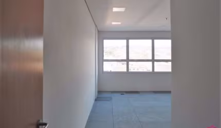 Sala comercial à venda no Centro, Jacareí  por R$ 486.000
