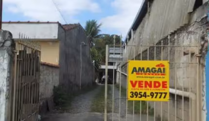 Casa com 2 quartos à venda no Jardim Santa Maria, Jacareí  por R$ 650.000