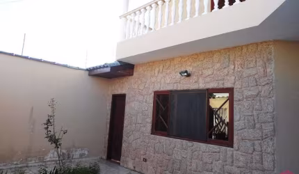 Casa com 4 quartos à venda no Jardim Santa Maria, Jacareí  por R$ 890.000