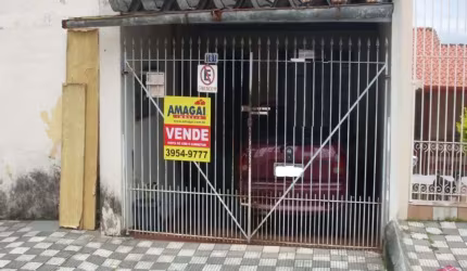 Casa com 4 quartos à venda no Jardim Bela Vista, Jacareí  por R$ 200.000