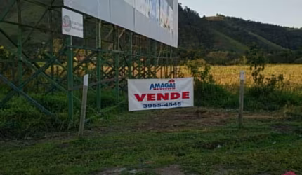 Terreno à venda no Jardim Parateí, Guararema  por R$ 12.980.000