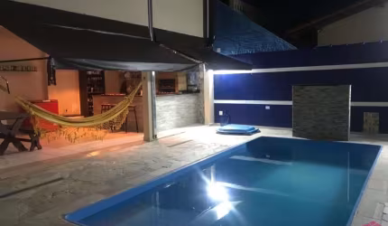 Casa com 3 quartos à venda na Cidade Jardim, Jacareí  por R$ 800.000