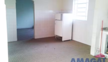 Casa com 3 quartos para alugar no São João, Jacareí  por R$ 3.350
