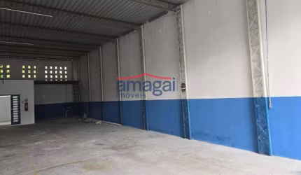 Barracão / Galpão / Depósito para alugar no Jardim Jacinto, Jacareí  por R$ 4.000