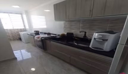 Apartamento com 3 quartos à venda no Parque Califórnia, Jacareí  por R$ 490.000