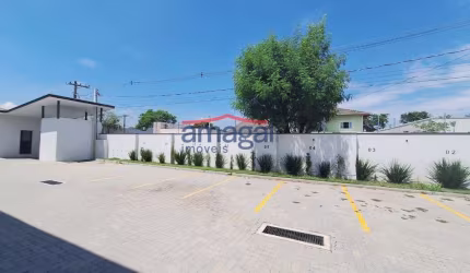 Casa em condomínio fechado com 3 quartos à venda no Jardim Santa Maria, Jacareí  por R$ 589.000