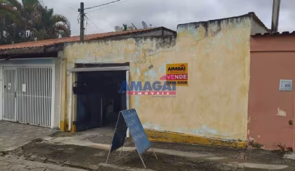 Casa com 2 quartos à venda na Vila Pinheiro, Jacareí  por R$ 224.000