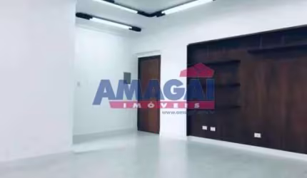 Sala comercial para alugar no Centro, Jacareí  por R$ 1.250