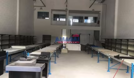 Barracão / Galpão / Depósito à venda na Cidade Nova Jacareí, Jacareí  por R$ 1.600.000