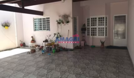 Casa com 3 quartos à venda no Jardim Altos de Santana II, Jacareí  por R$ 459.000