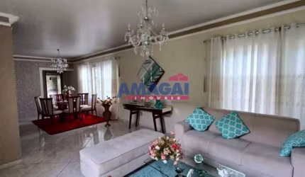 Casa com 4 quartos para alugar no Jardim Paraíba, Jacareí  por R$ 4.500