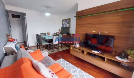 Apartamento com 3 quartos à venda na Vila Machado, Jacareí  por R$ 330.000