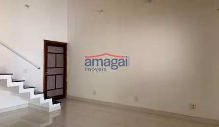 Casa com 4 quartos para alugar no Loteamento Villa Branca, Jacareí  por R$ 4.900
