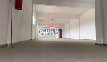 Sala comercial à venda no Jardim Jacinto, Jacareí  por R$ 740.000