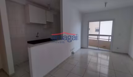 Apartamento com 2 quartos para alugar no Centro, Jacareí  por R$ 2.000