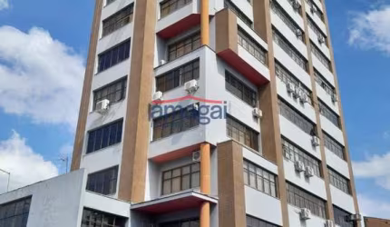 Sala comercial à venda no Centro, Jacareí  por R$ 175.000