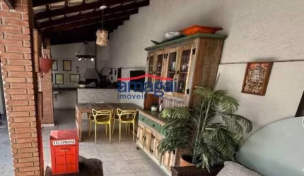 Casa em condomínio fechado com 3 quartos à venda no Condomínio Residence Club, Jacareí  por R$ 800.000