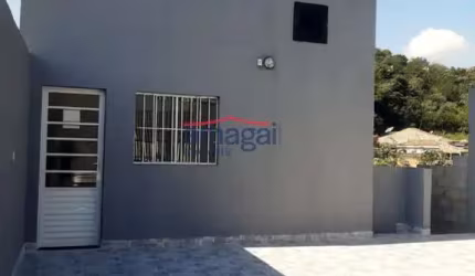 Casa com 3 quartos à venda no Jardim Colinas, Jacareí  por R$ 330.000