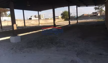 Barracão / Galpão / Depósito para alugar no Rio Abaixo, Jacareí  por R$ 15.000