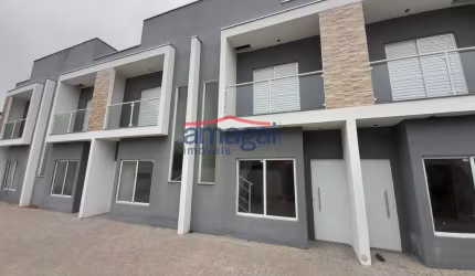 Casa em condomínio fechado com 2 quartos à venda na Cidade Jardim, Jacareí  por R$ 371.000