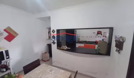 Casa com 3 quartos à venda no Parque dos Príncipes, Jacareí  por R$ 380.000